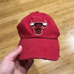 EUC Chicago Bulls hat size large men’s